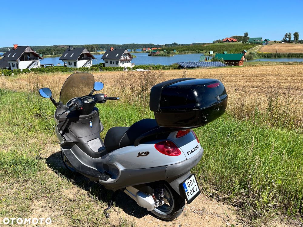 Piaggio X9 - 2