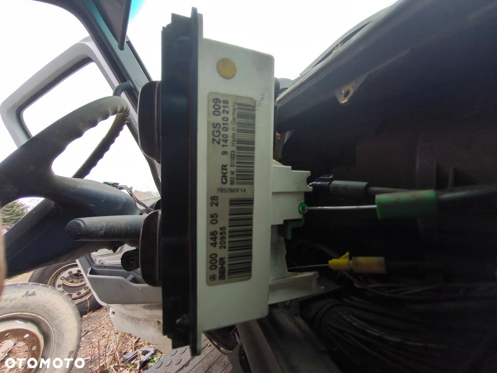 Panel klimatyzacji nawiewu Mercedes actros mp1 oryginalny - 2