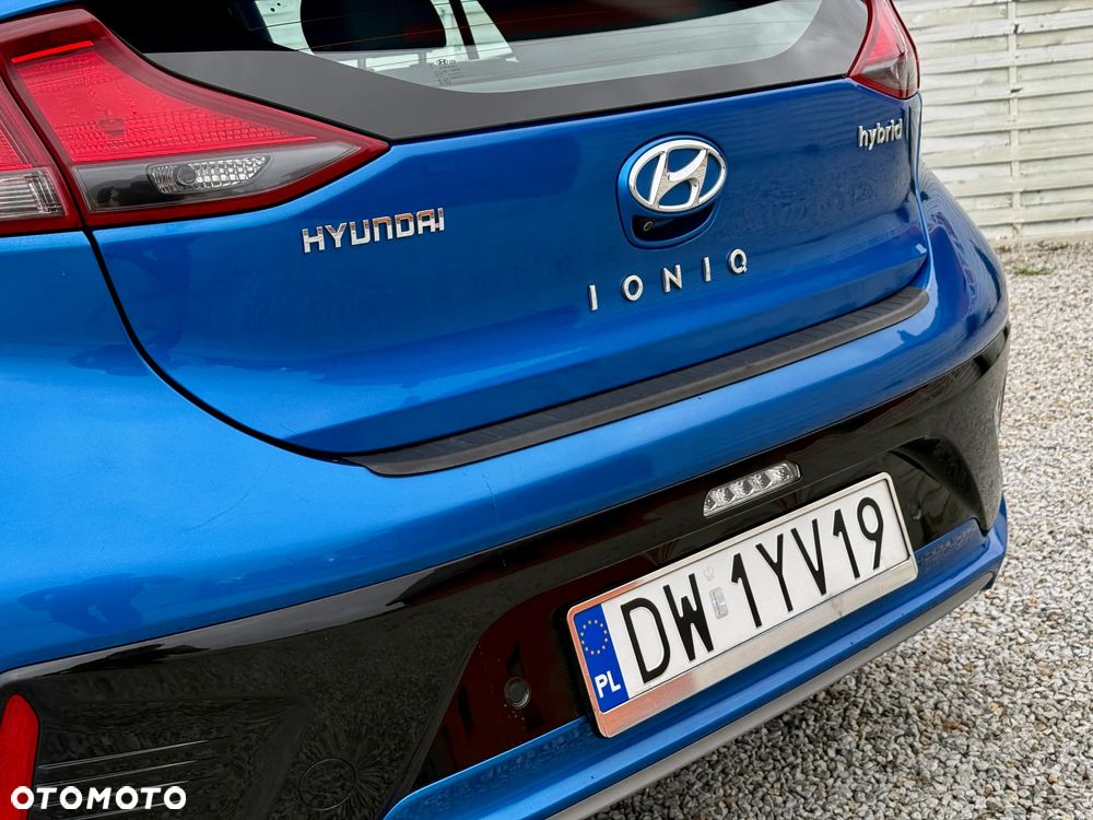 Hyundai IONIQ Hybrid Premium - 22