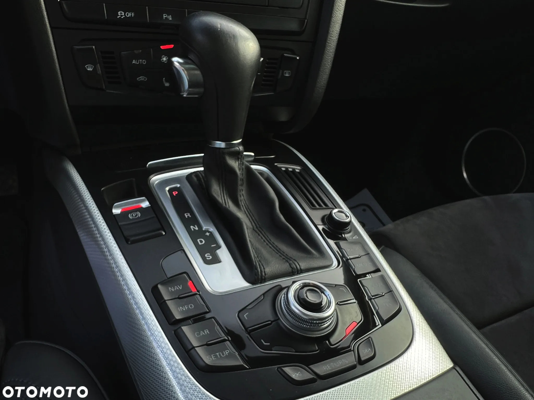 Audi A4 2.0 TDI Multitronic - 30