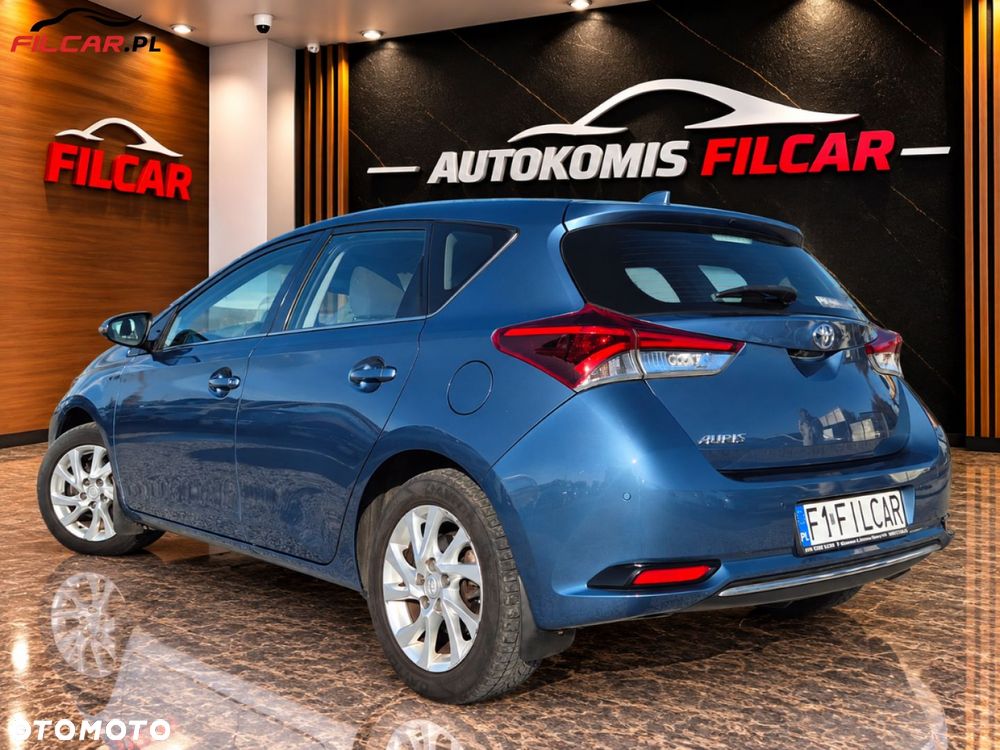 Toyota Auris - 4