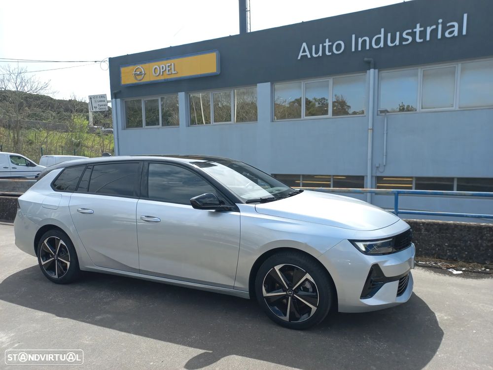 Opel Astra Sports Tourer - 5