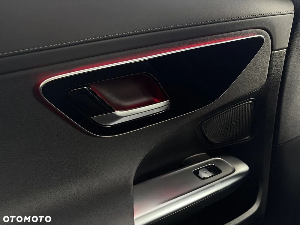 Mercedes-Benz Klasa C 200 d mHEV AMG - 13