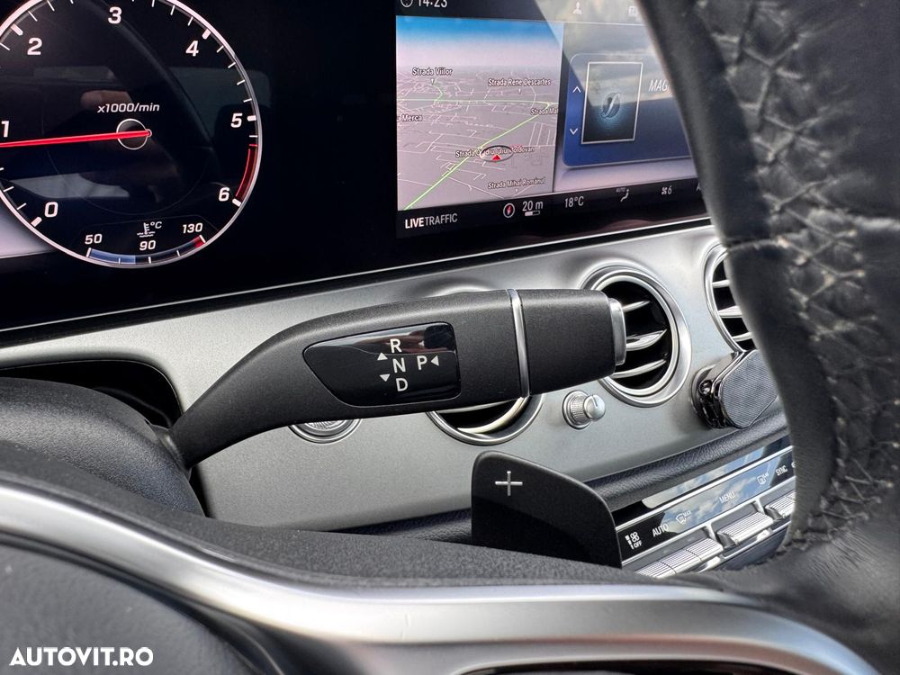 Mercedes-Benz E 220 d 4MATIC Aut. - 25
