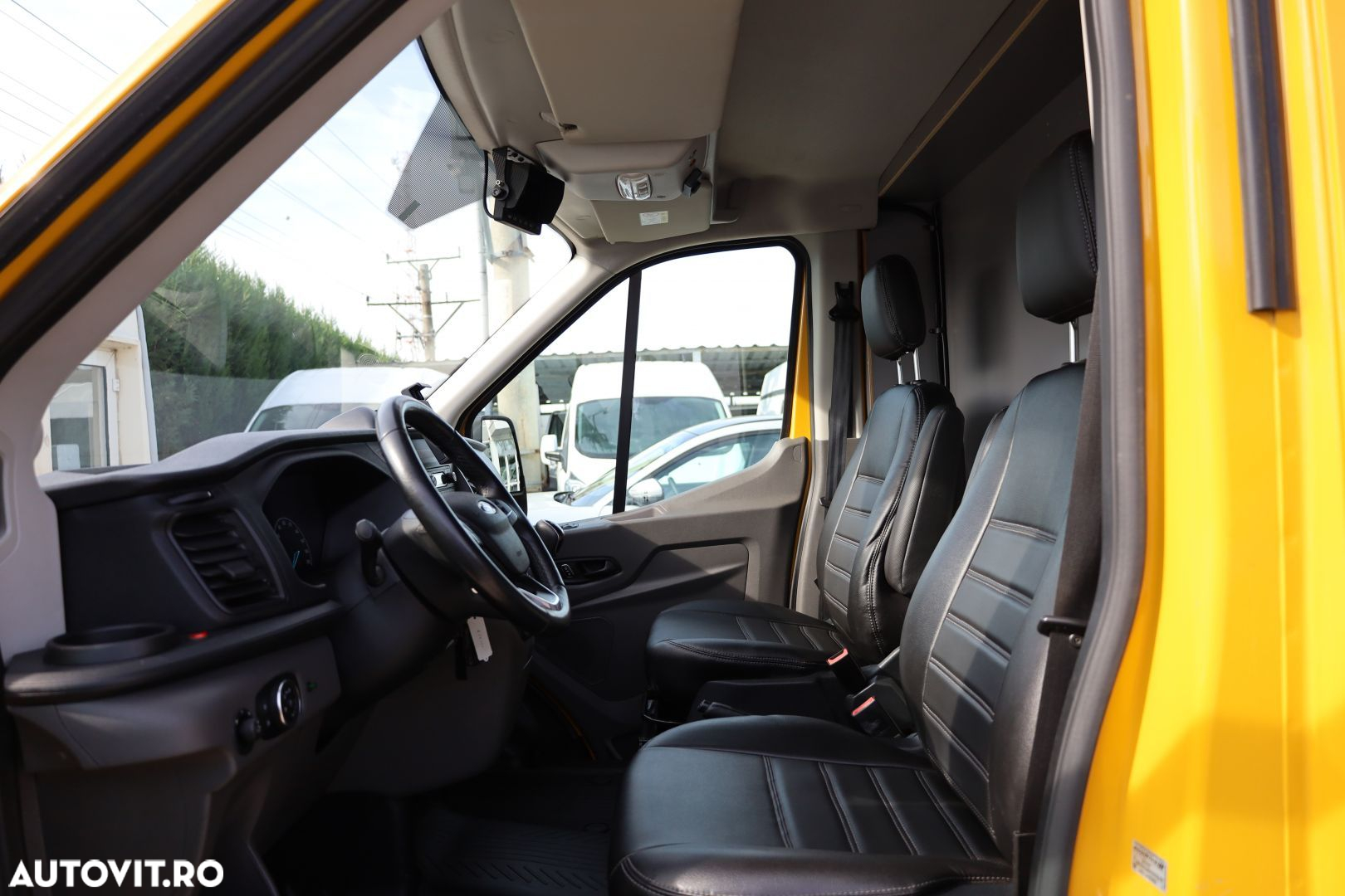Ford Transit - 11