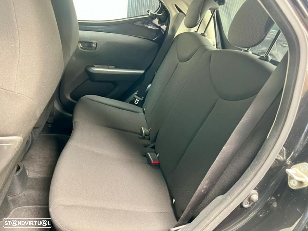 Toyota Aygo x-business - 20