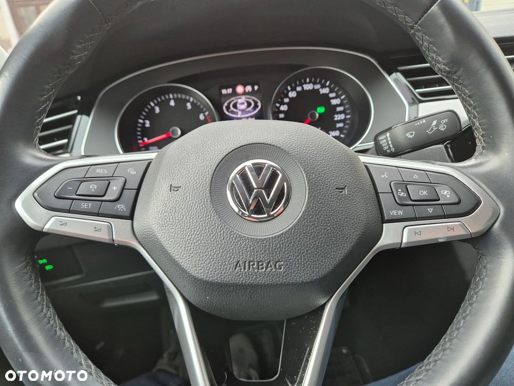 Volkswagen Passat 2.0 TSI Business DSG - 21