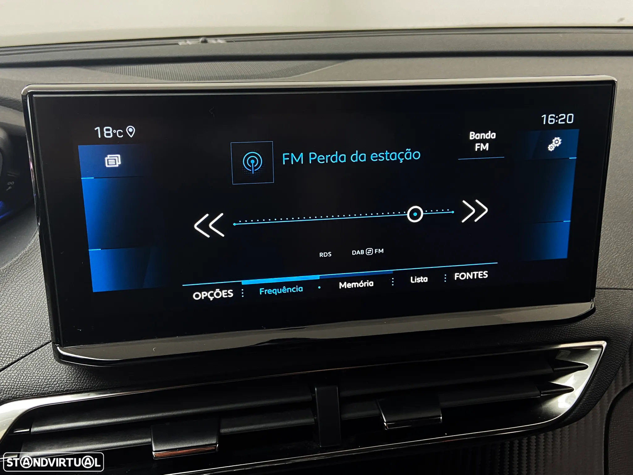 Peugeot 5008 1.2 PureTech Allure Pack EAT8 - 18