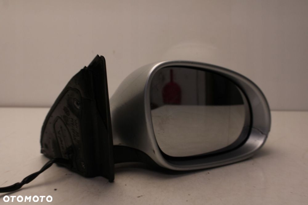 volkswagen passat b6 6 pin 06r- lusterko prawe zewnętrzne la7w - 8