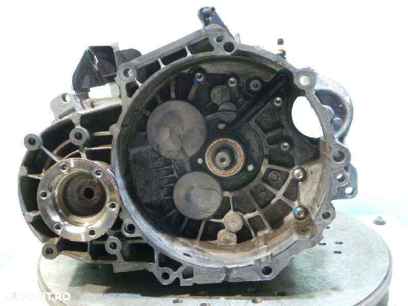 Cutie vitete Skoda Octavia 2.0 TDI; 6 + 1 trepte - 2