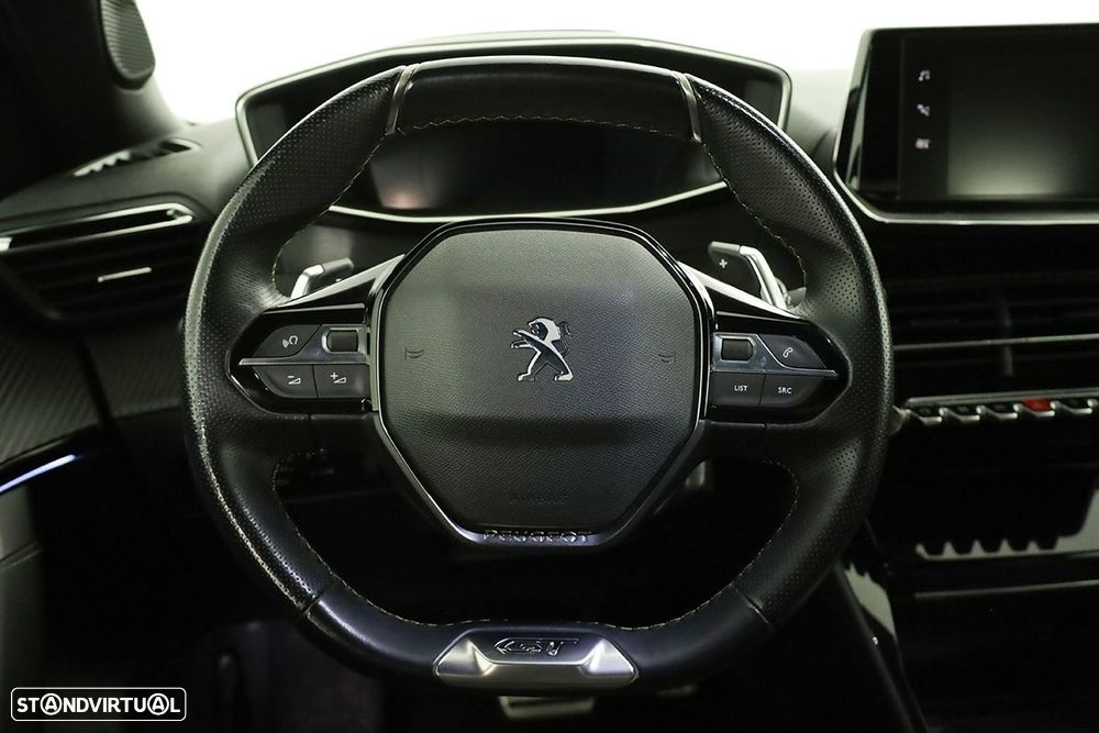 Peugeot 2008 1.2 PureTech GT EAT8 - 15