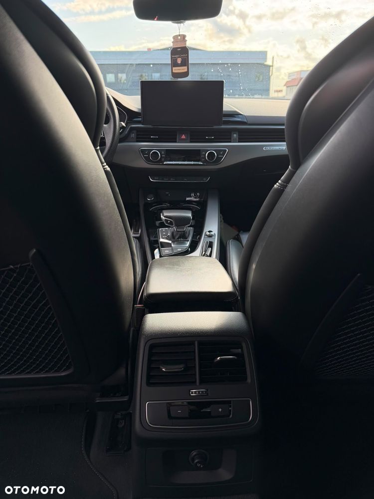 Audi A4 Limousine 45 TFSI quattro S tronic S line - 13