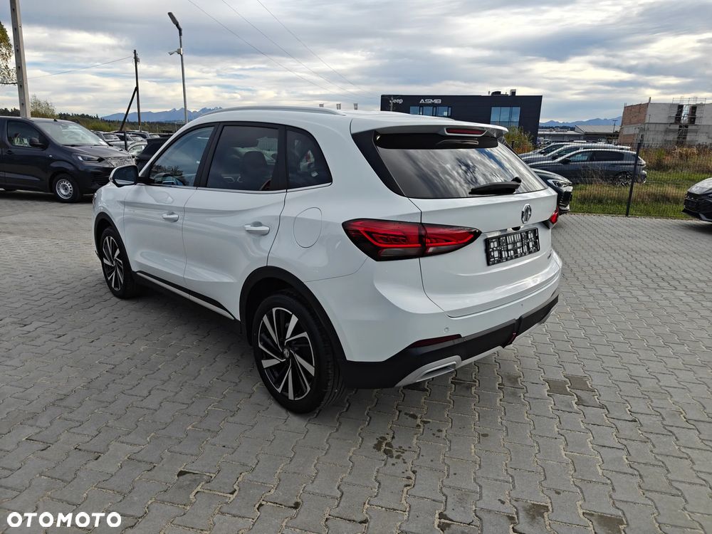 MG ZS Hybrid+ - 7