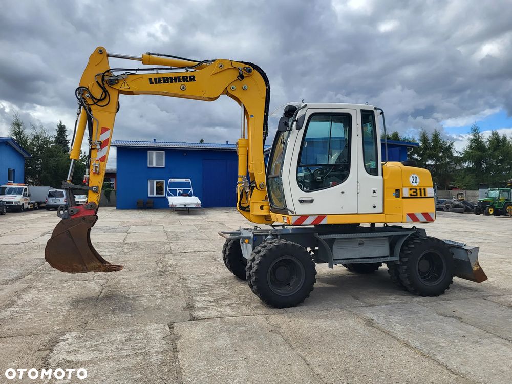 Liebherr A 311 spr z Niemiec - 5
