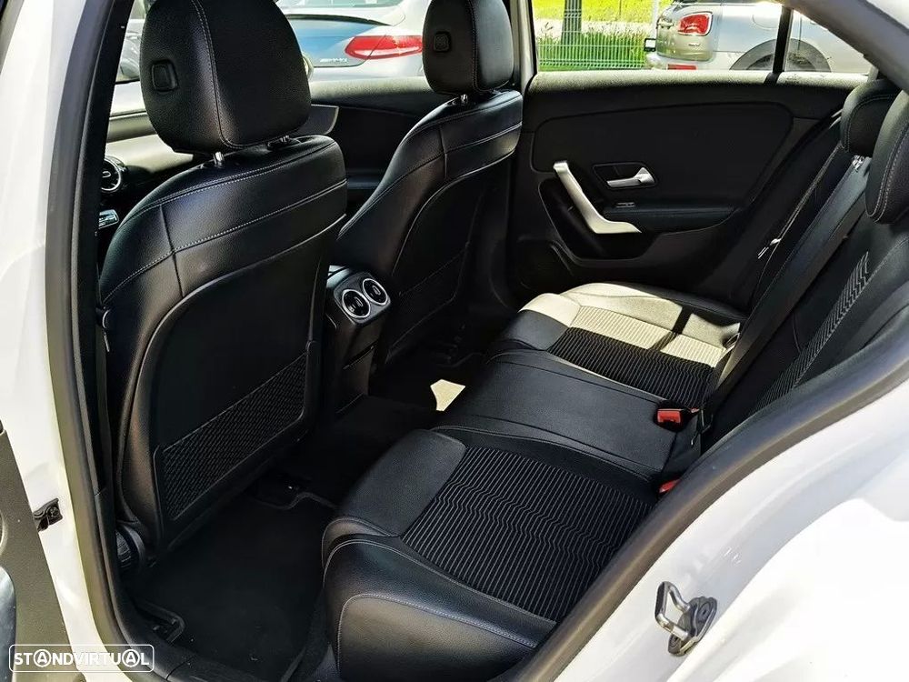 Mercedes-Benz A 180 d Style Plus Aut. - 22