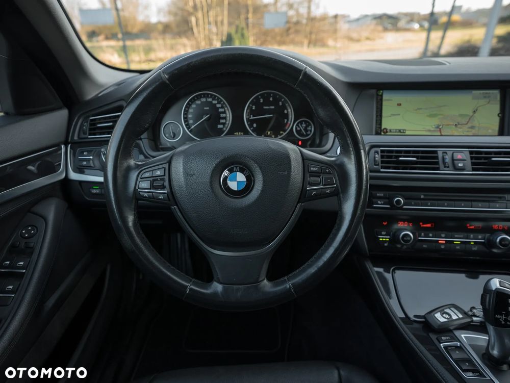 BMW Seria 5 - 23