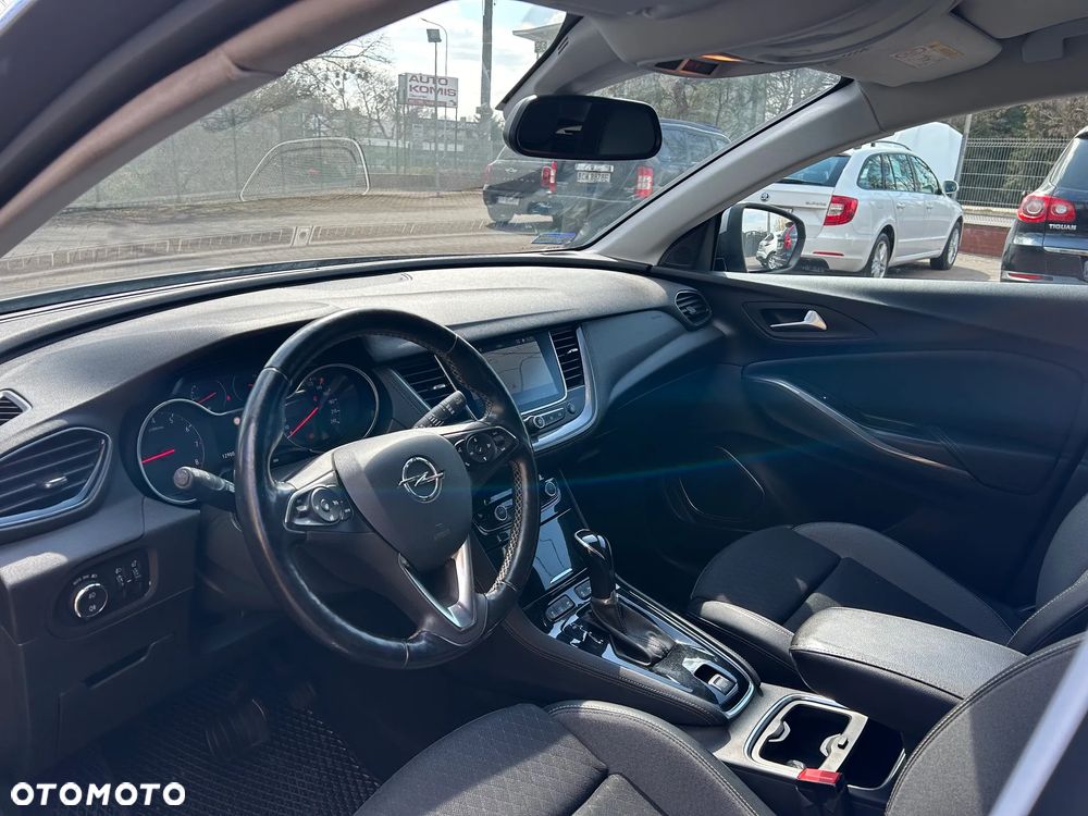 Opel Grandland X 1.6 T Elegance S&S - 11