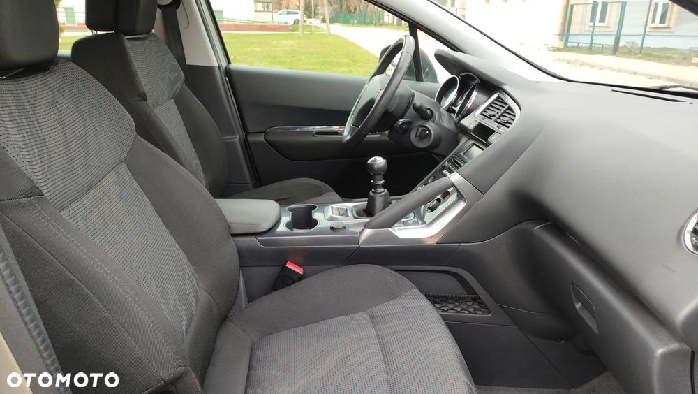 Peugeot 3008 1.6 HDi Active - 9