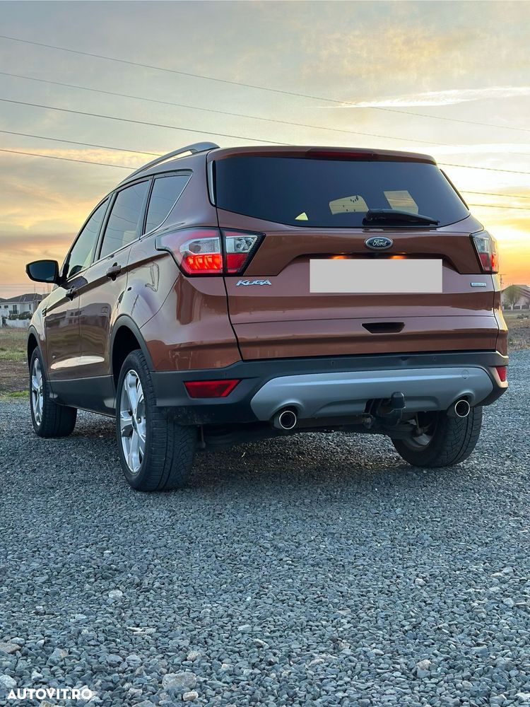 Ford Kuga 1.5 EcoBoost 4WD Aut. Trend - 2