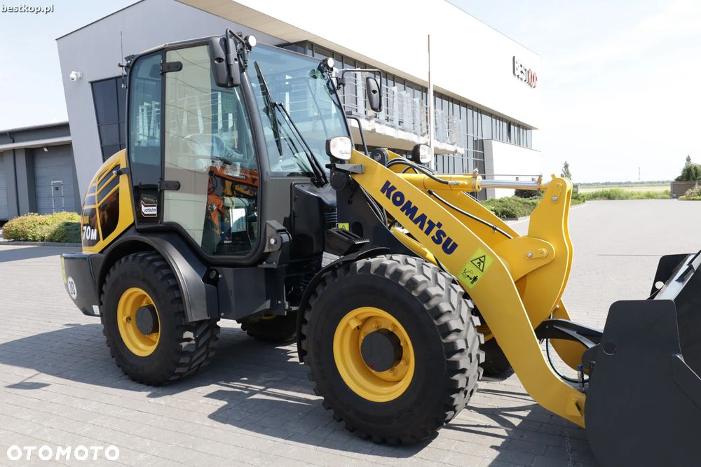 Komatsu WA70M-8 - 3