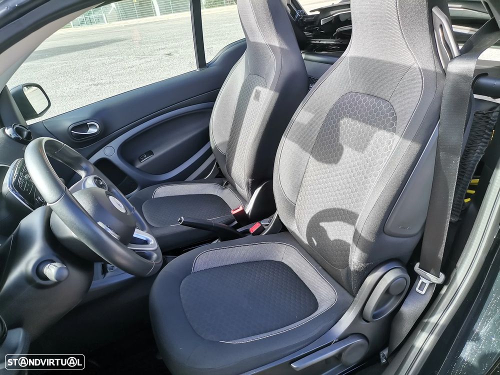 Smart Fortwo Cabrio EQ passion - 12