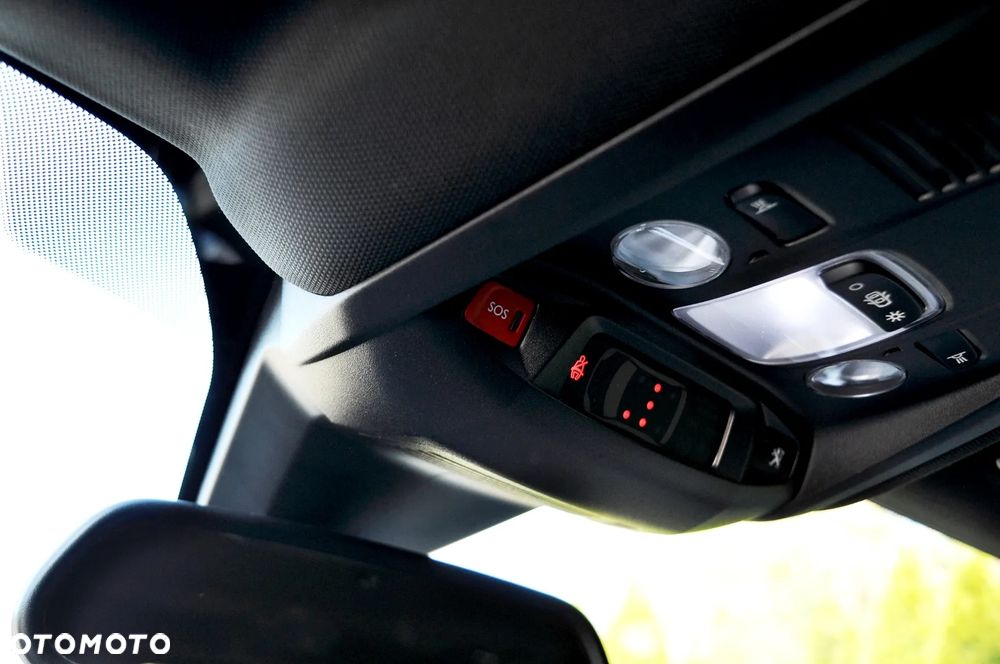 Peugeot 5008 1.2 PureTech Allure S&S - 38