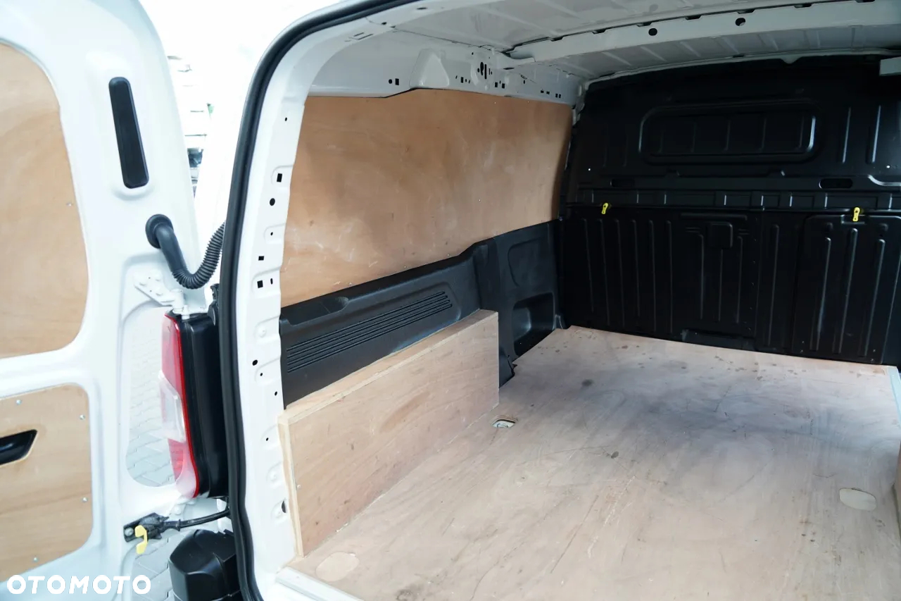 Fiat DOBLO  / FURGON / BLASZAK / 2023 R  / SPROWADZONY - 19