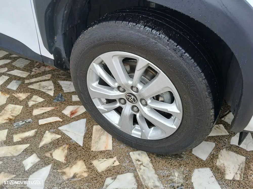 Toyota Yaris Cross 1.5 HDF Comfort Plus - 12