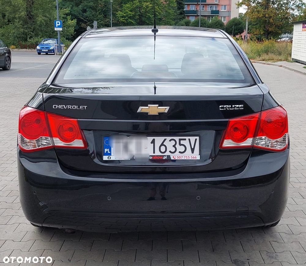 Chevrolet Cruze 1.8 LT+ - 9
