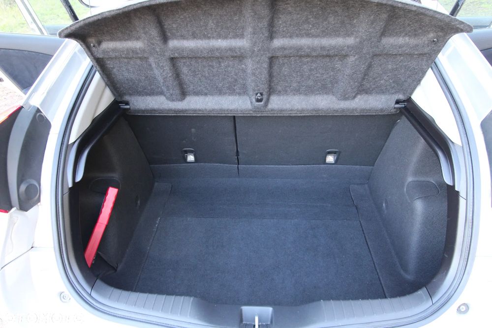 Honda Civic 1.4 i-VTEC Comfort - 23