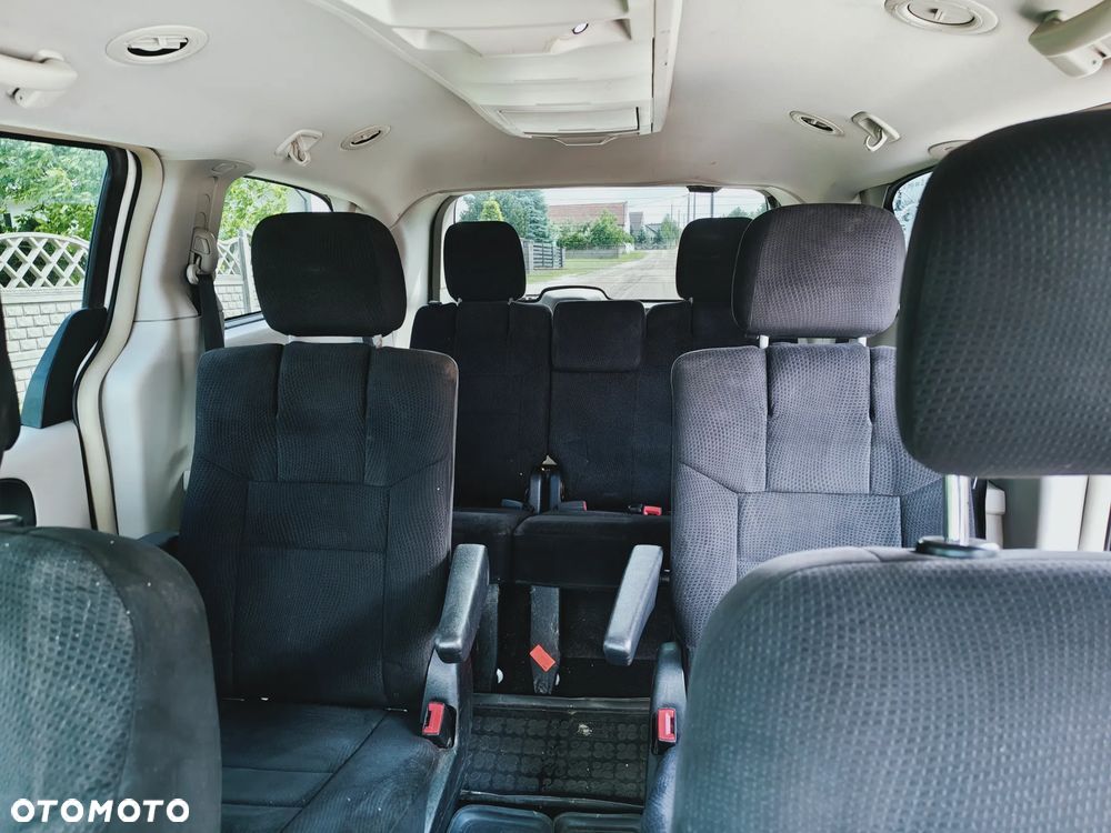 Chrysler Town & Country 3.6 Touring - 17