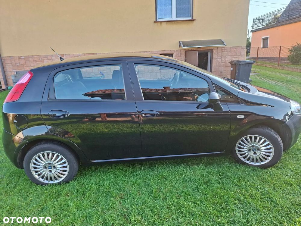 Fiat Grande Punto - 2