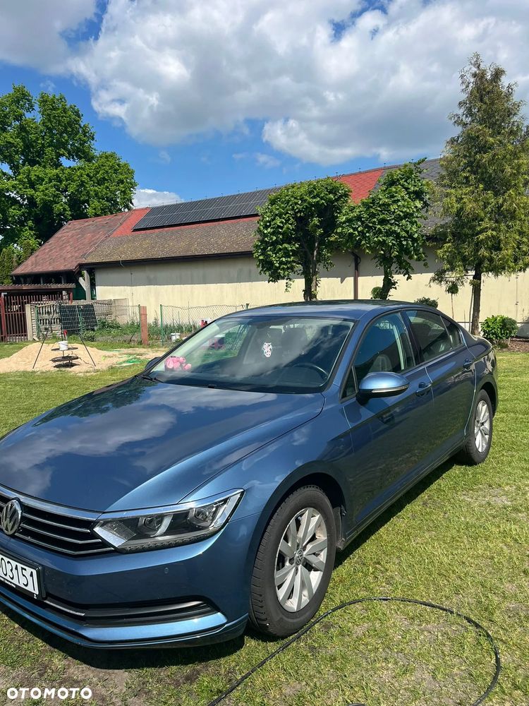 Volkswagen Passat 2.0 TDI BMT Trendline - 3