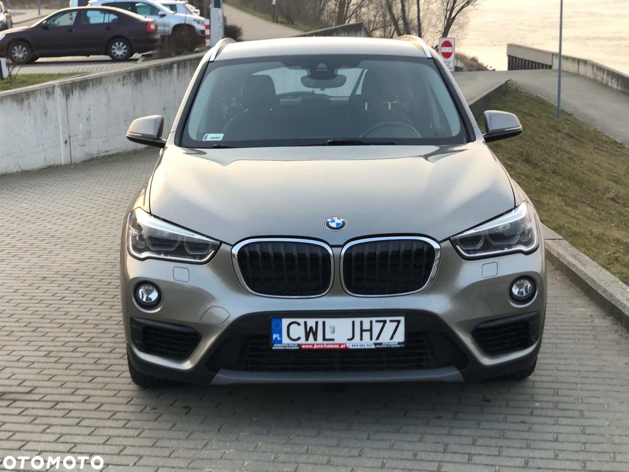 BMW X1 - 18