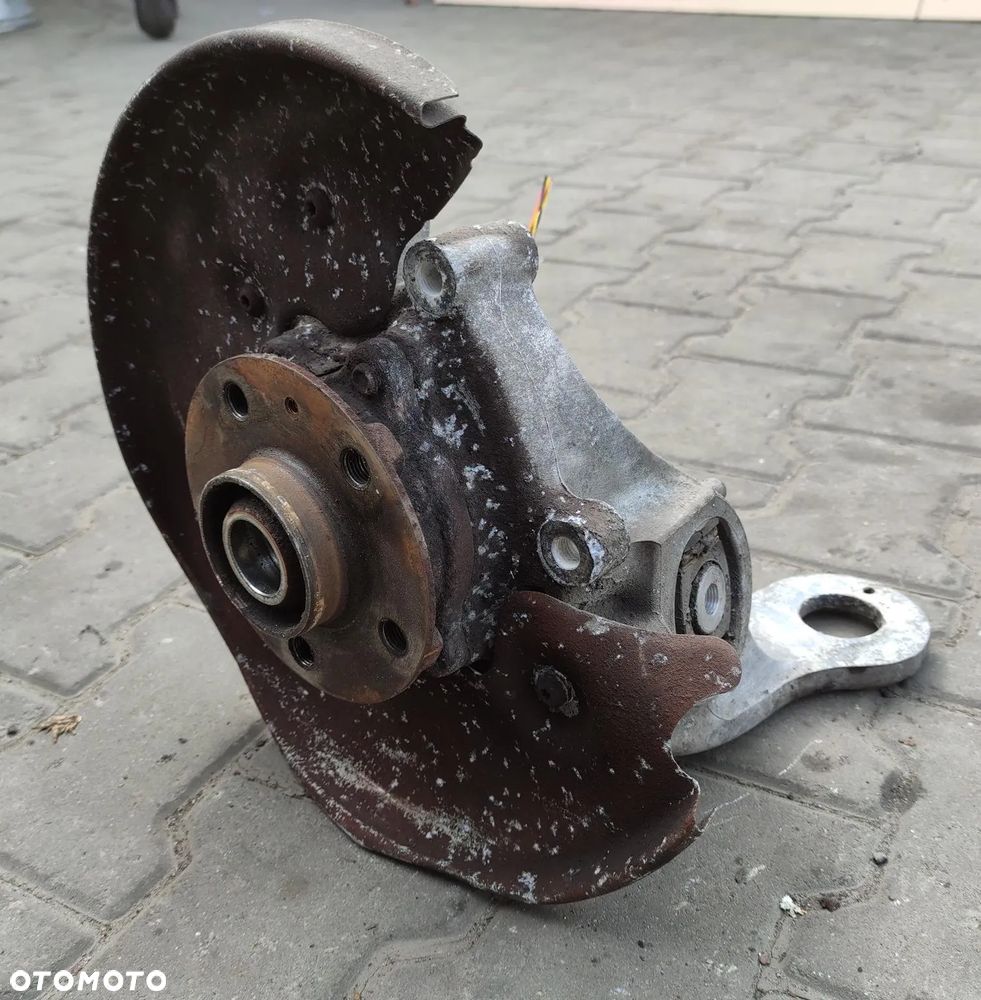AUDI A4 B8 ZWROTNICA PIASTA LEWY TYŁ 8K0505435AA 3.0TDI - 4