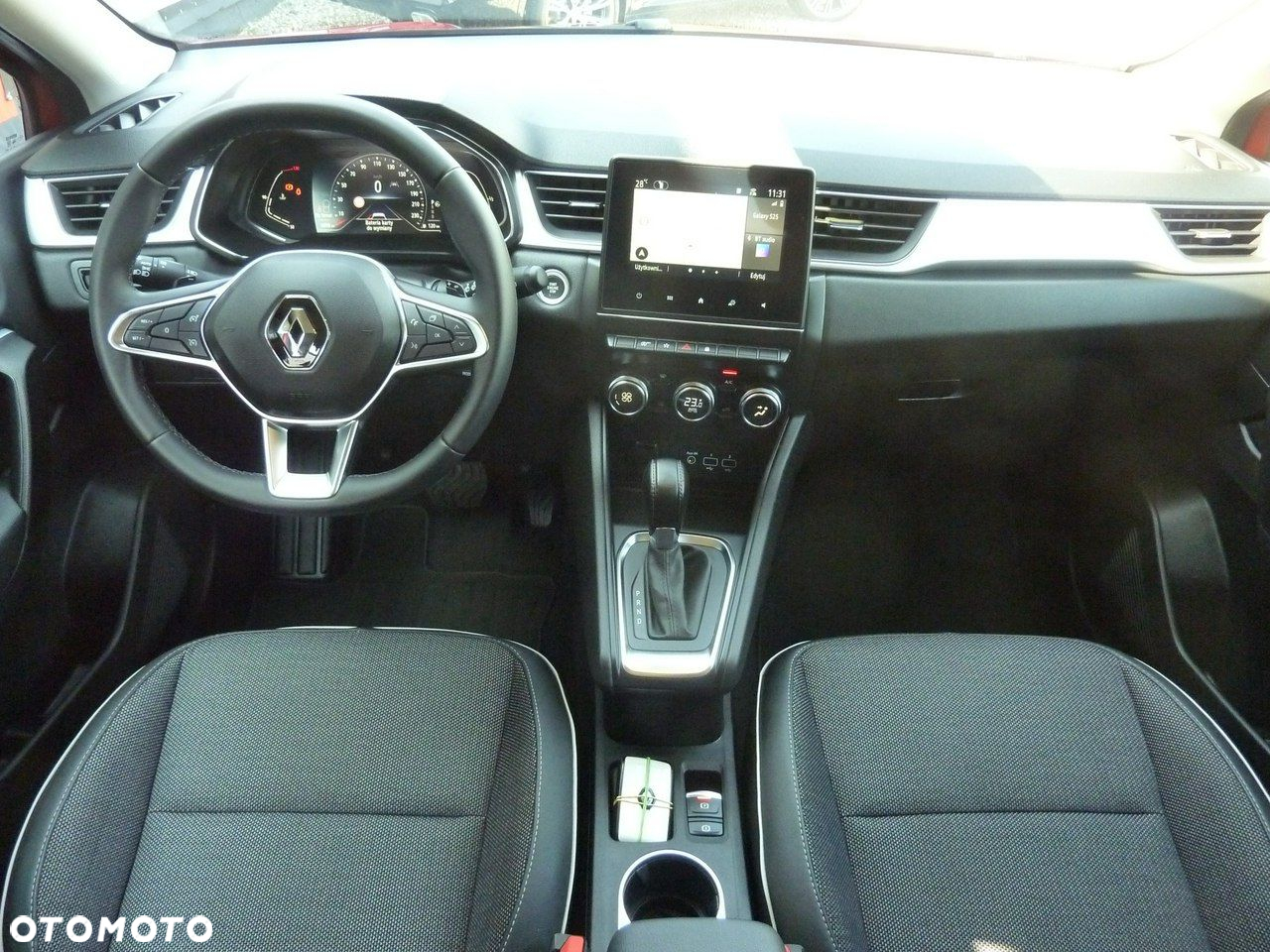 Renault Captur - 17