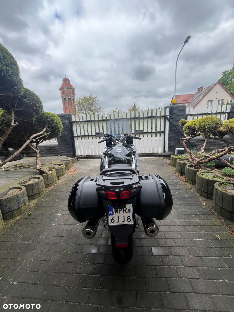 Yamaha FJR - 3