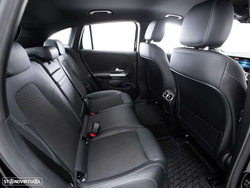 Mercedes-Benz EQA 250 Edition 1 — fotografia 11