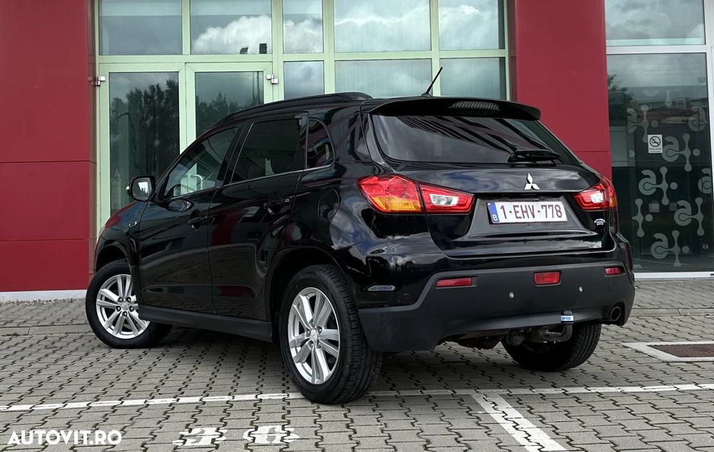Mitsubishi ASX - 3