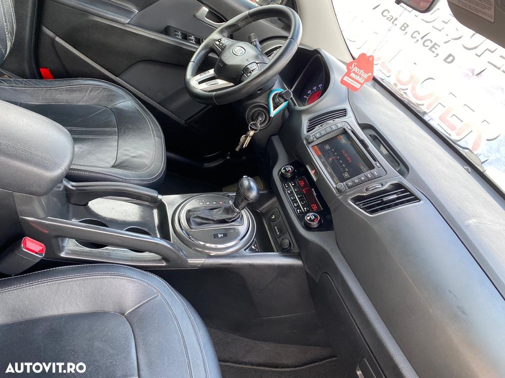 Kia Sportage 2.0 CRDI 4WD Automatik Fifa World Cup Edition - 15