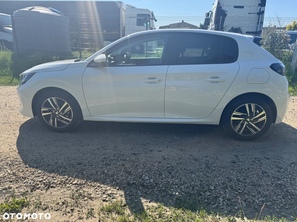 Peugeot 208 - 19