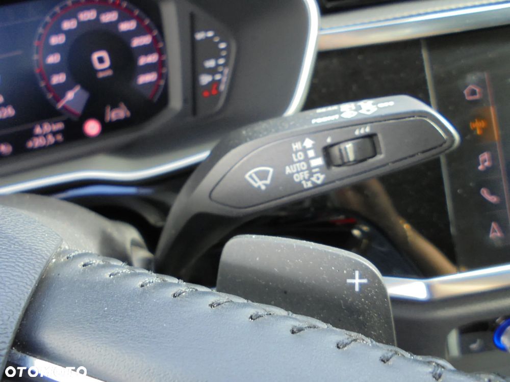 Audi Q3 2.0 TDI S tronic - 26