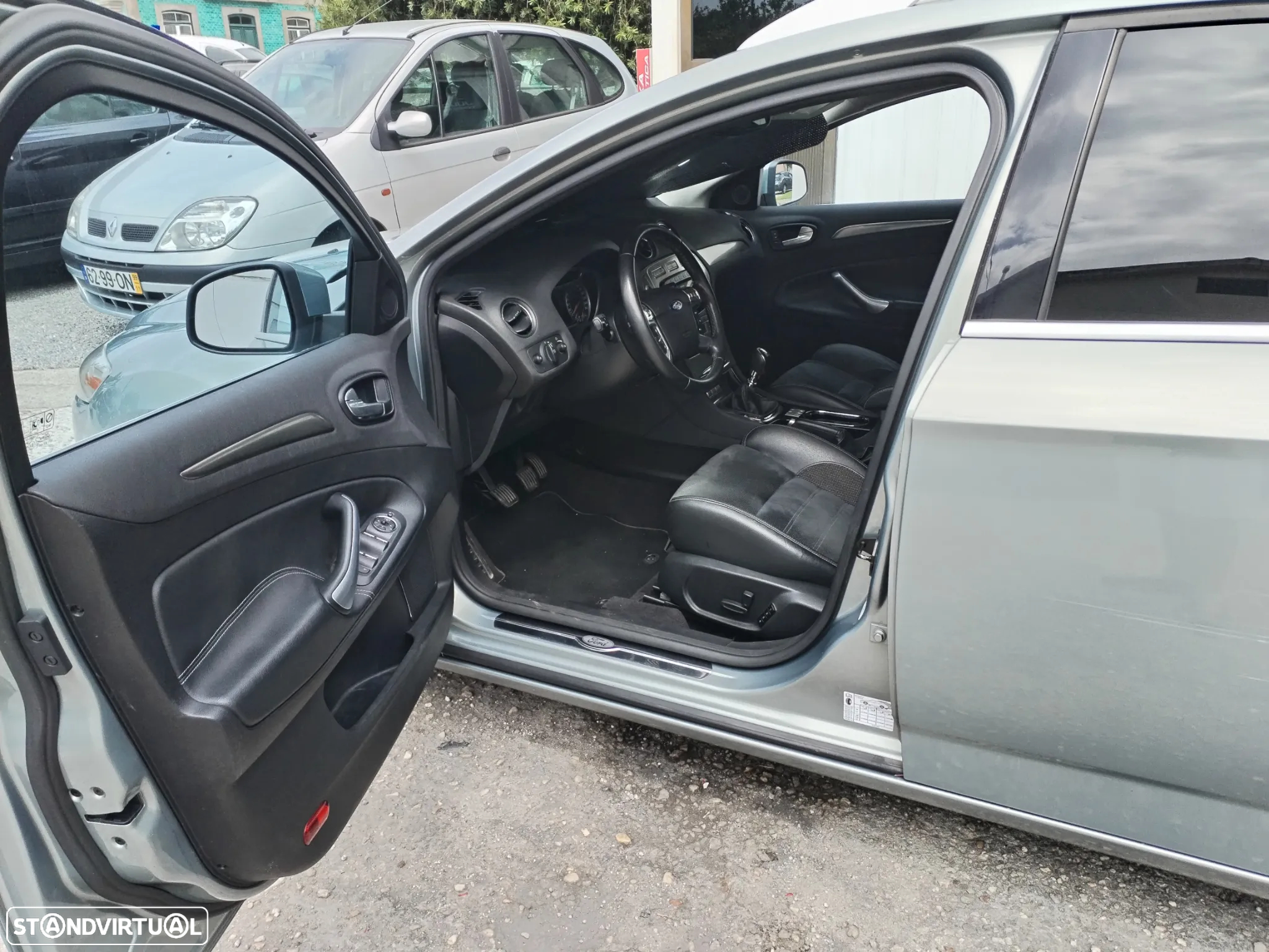 Ford Mondeo SW 2.5 T Titanium - 14