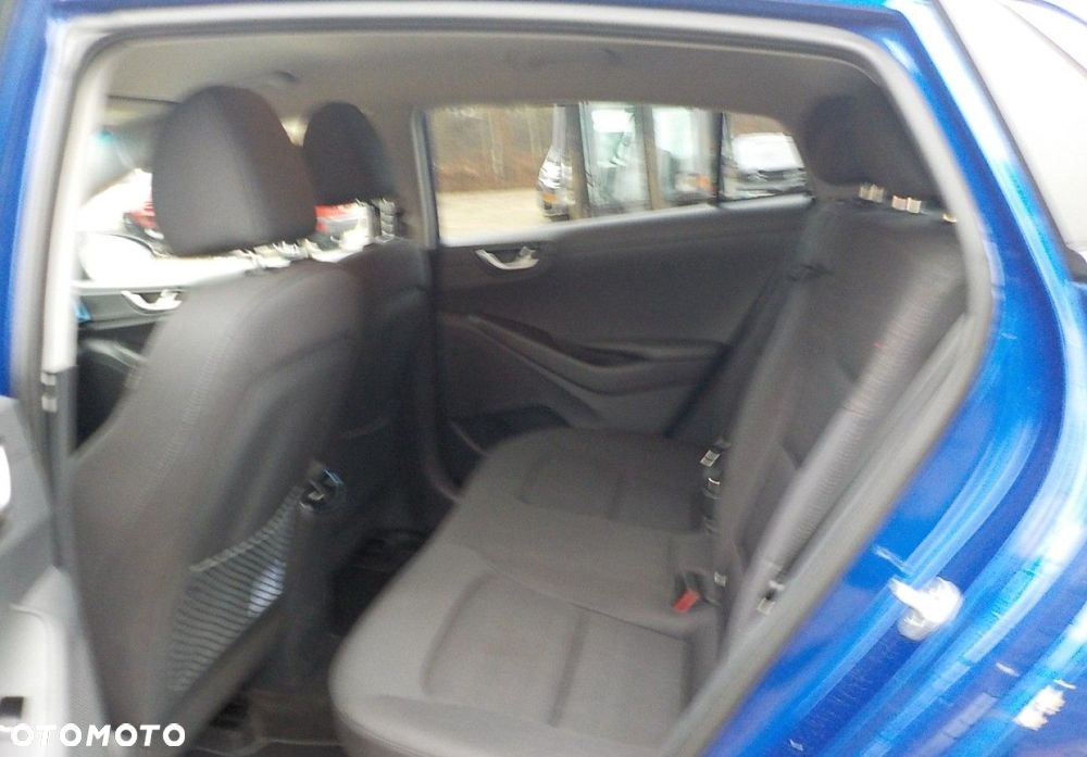Hyundai IONIQ - 24