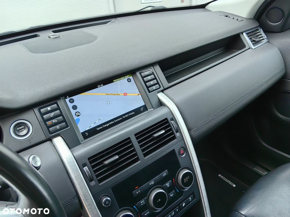 Land Rover Discovery Sport 2.0 TD4 HSE Luxury - 12