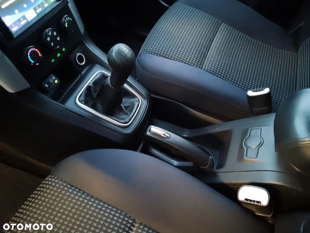 Chevrolet Captiva 2.4 2WD 5 Sitzer LS - 25