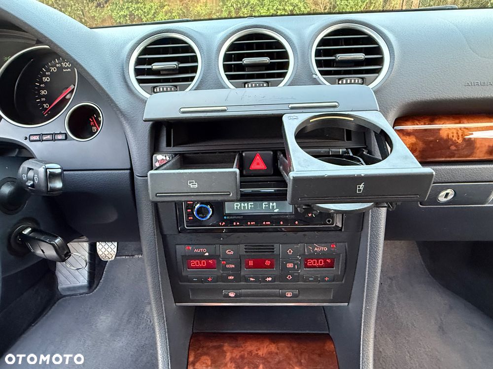 Audi A4 Cabrio 1.8T - 22