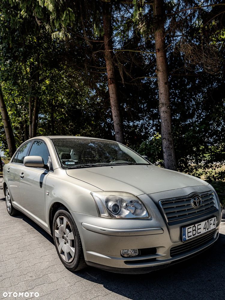 Toyota Avensis 1.8 VVT-i Luna - 11