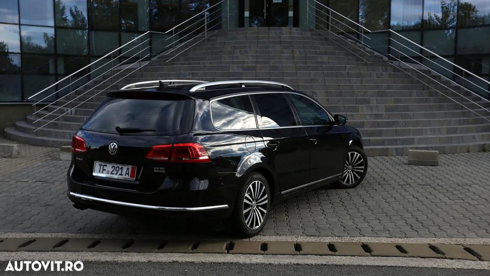 Volkswagen Passat Variant 2.0 TDI BlueMotion Technology DSG Highline - 13