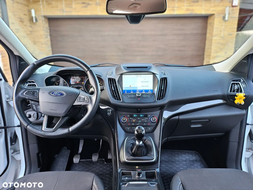 Ford Kuga - 13